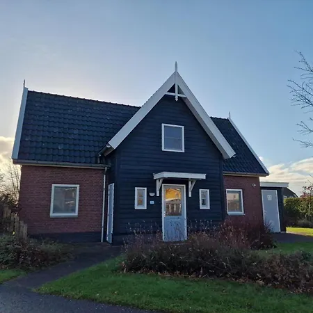 Waterresort Bodelaeke Giethoorn-2